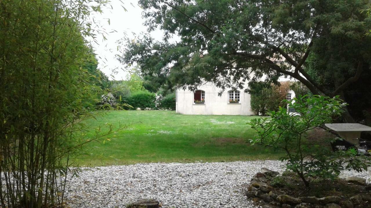 Le Cabassou Du Medoc Bégadan Exterior foto